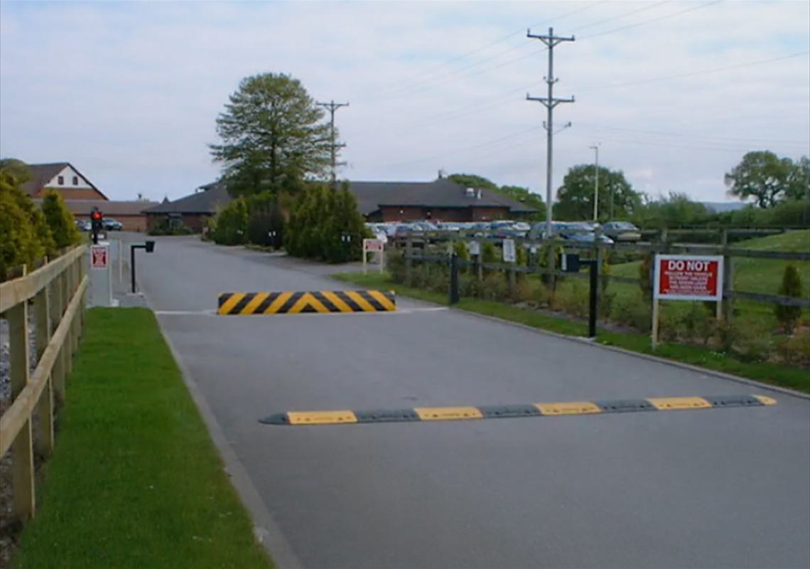Automatic Rising Kerbs image