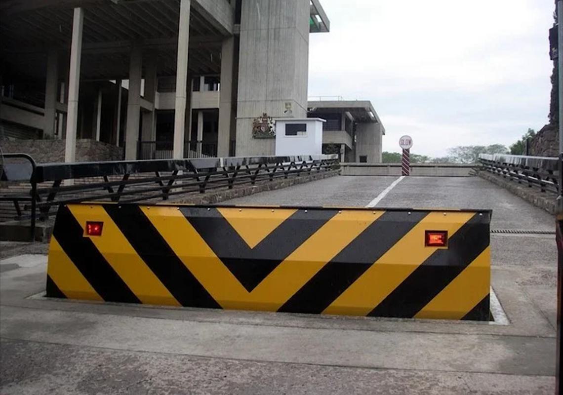 PAS 68 Security Road Blockers